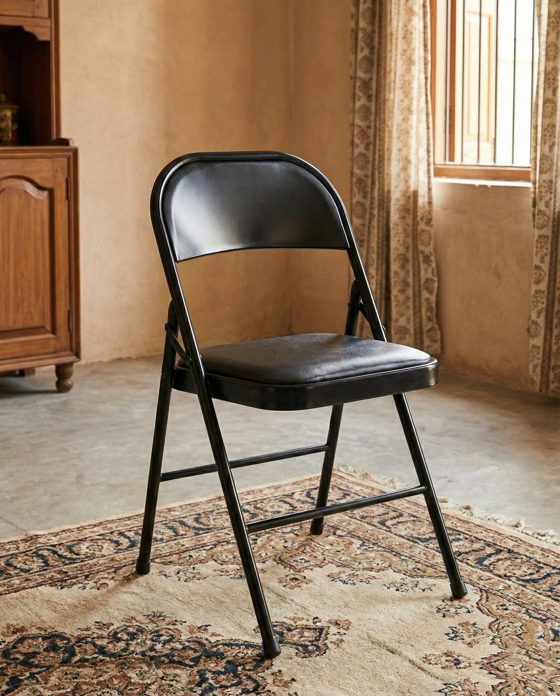 Black Fold able Chair